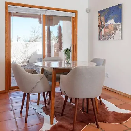 Casa Escondido- Quiet, Decks, 3br, El Dorado