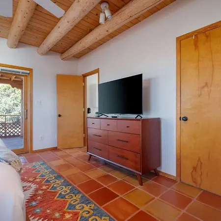 Holiday home Casa Escondido- Quiet, Decks, 3br, El Dorado