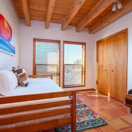 Holiday home Casa Escondido- Quiet, Decks, 3br, El Dorado